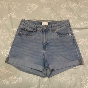 H&M mom jean shorts
